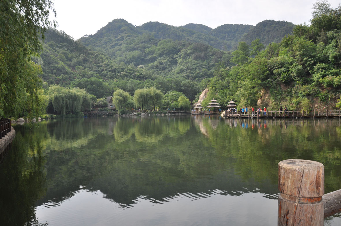 “步伐跟隨夢想，青春你我同行”——濟(jì)南市鴻慷機(jī)電設(shè)備有限公司端午節(jié)出游活動